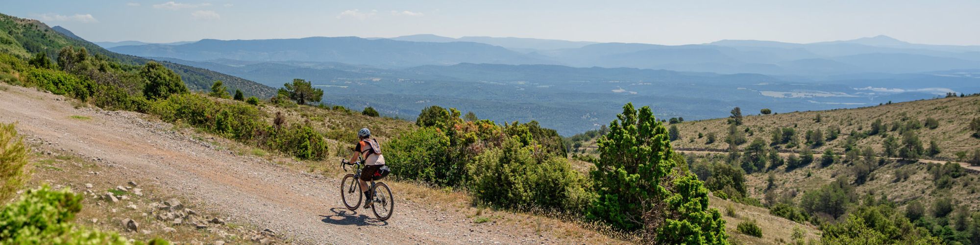 foto paseo con bici por el monte